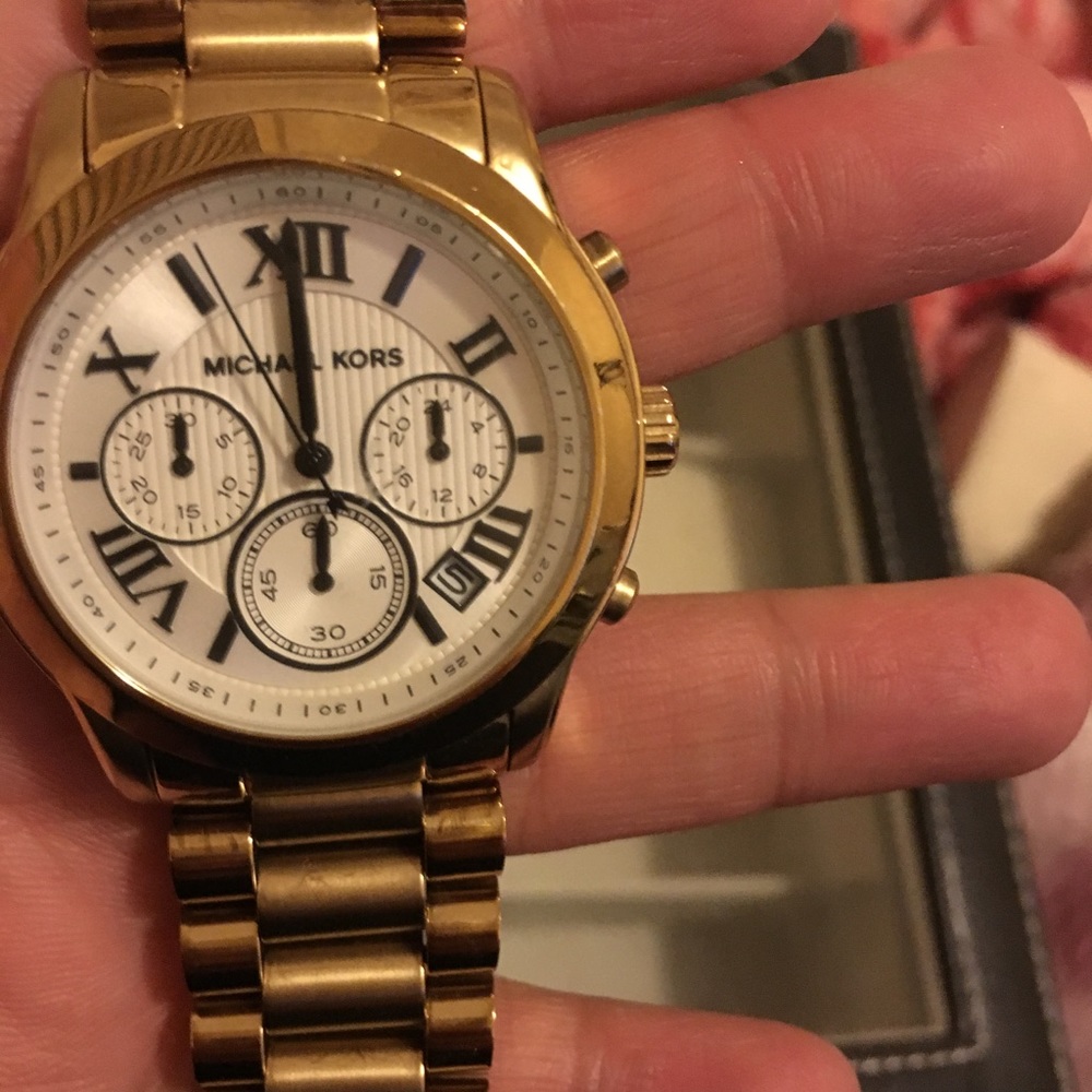 Michael kors gold watch